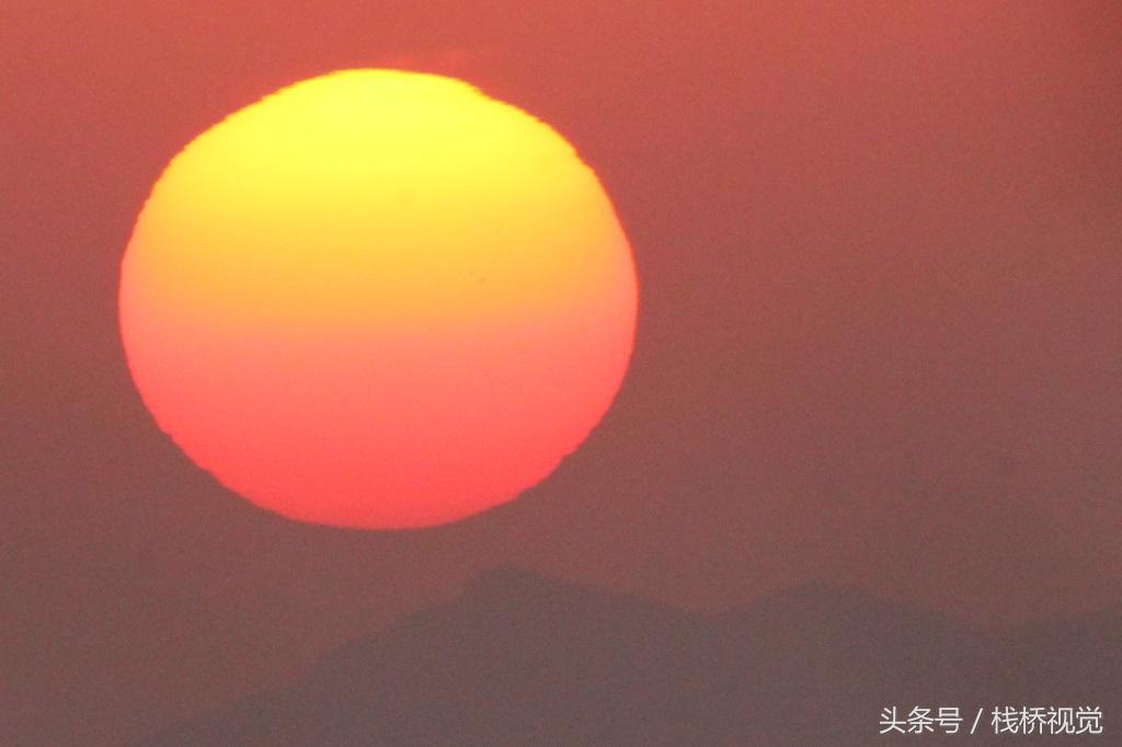 真漂亮！佳能60D騰龍150 600拍的最美不過夕陽紅，溫馨又從容